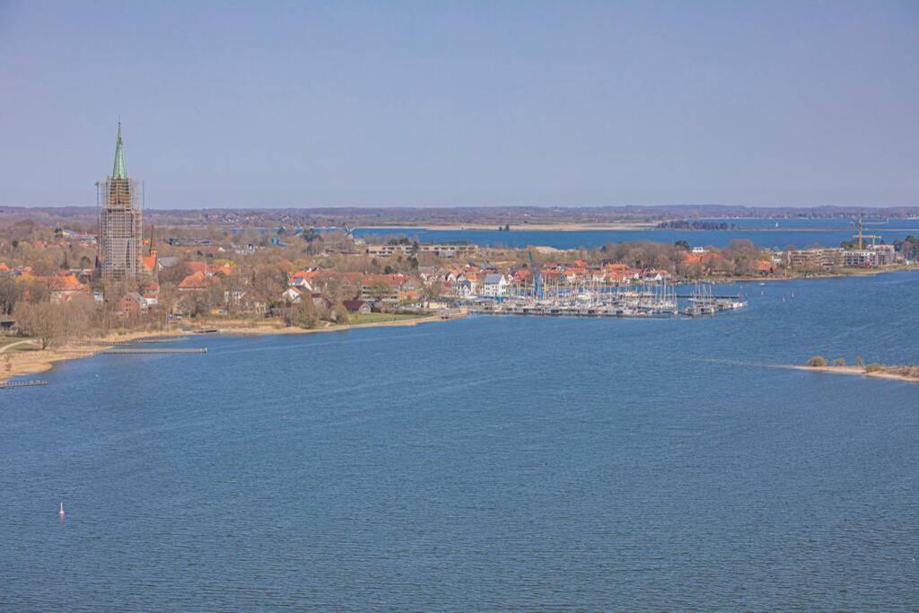 Traumblick! Mitten Im Wasser U. Doch Ganz Oben:) Schleswig Eksteriør bilde
